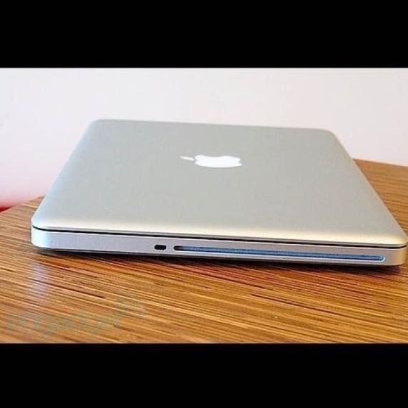 Apple MacBook Pro 15” - Picture 2 of 2